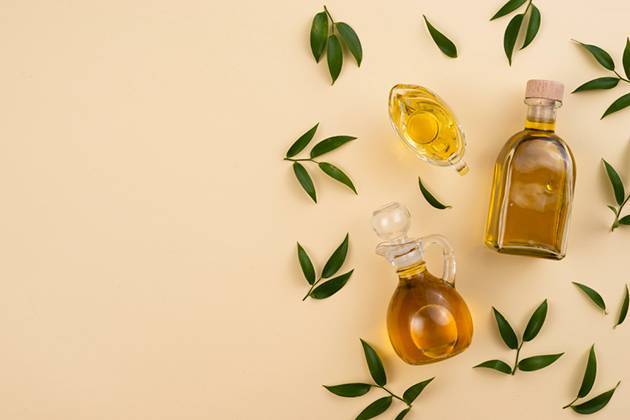 Compositions à base d'huile d'olive pour traiter un chat constipé